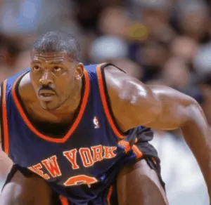 larry johnson on defence playing for New Yor Knicks.